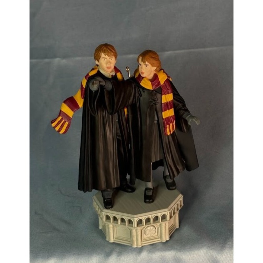 Hallmark Harry Potter Ornament OS Multicolor Ron Weasley Hermione Granger 2024 - Picture 3 of 6